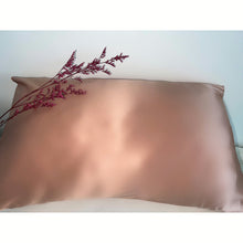 Load image into Gallery viewer, Rose Silk pillowcase
